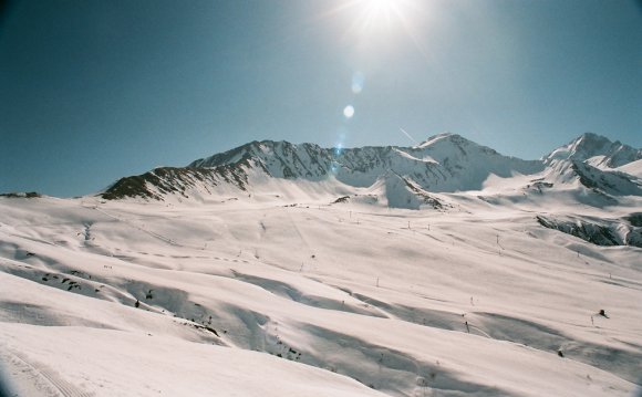 The main ski area consists of